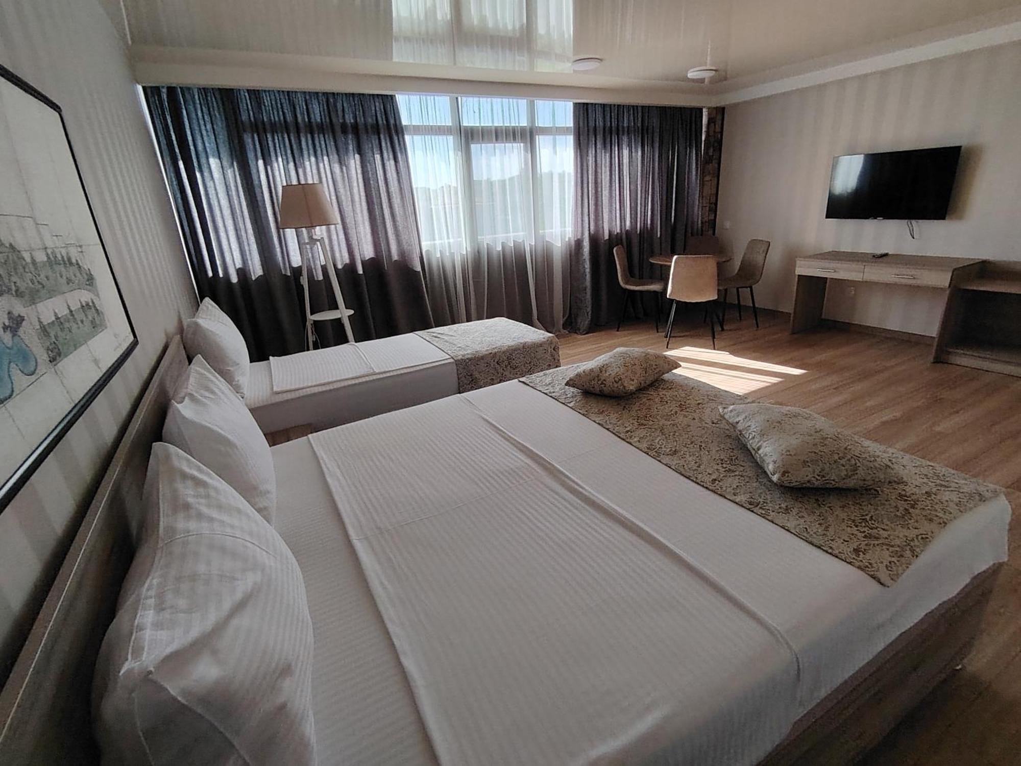 Vita Gardenia Hotel 츠할투보 외부 사진