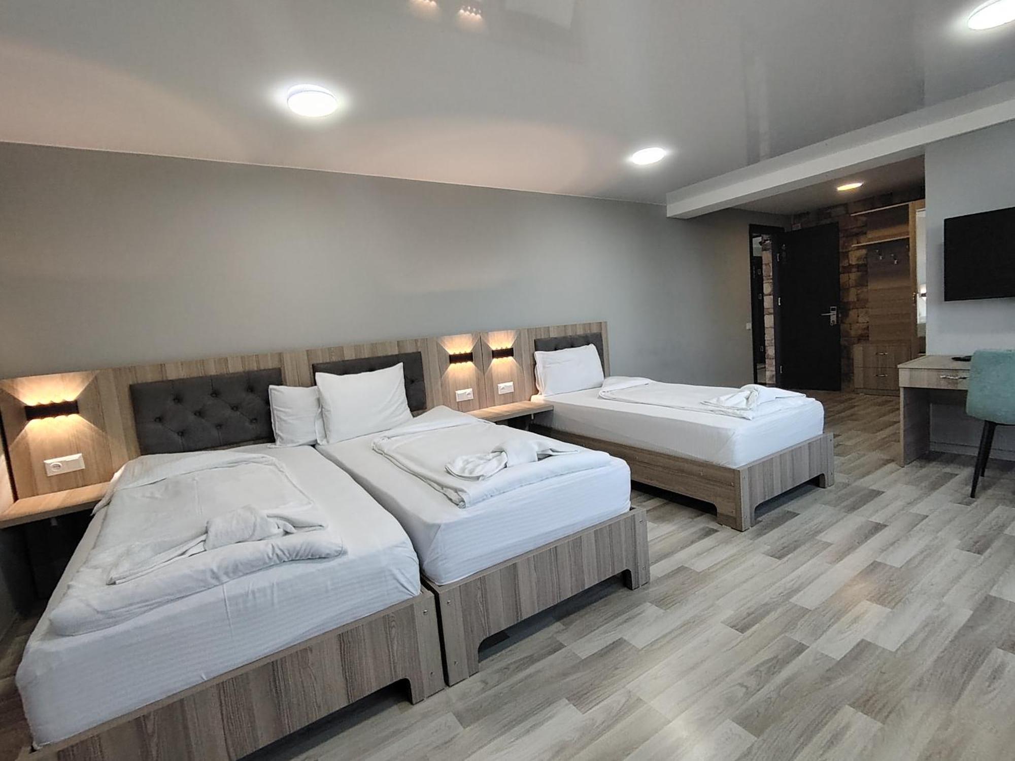 Vita Gardenia Hotel 츠할투보 외부 사진